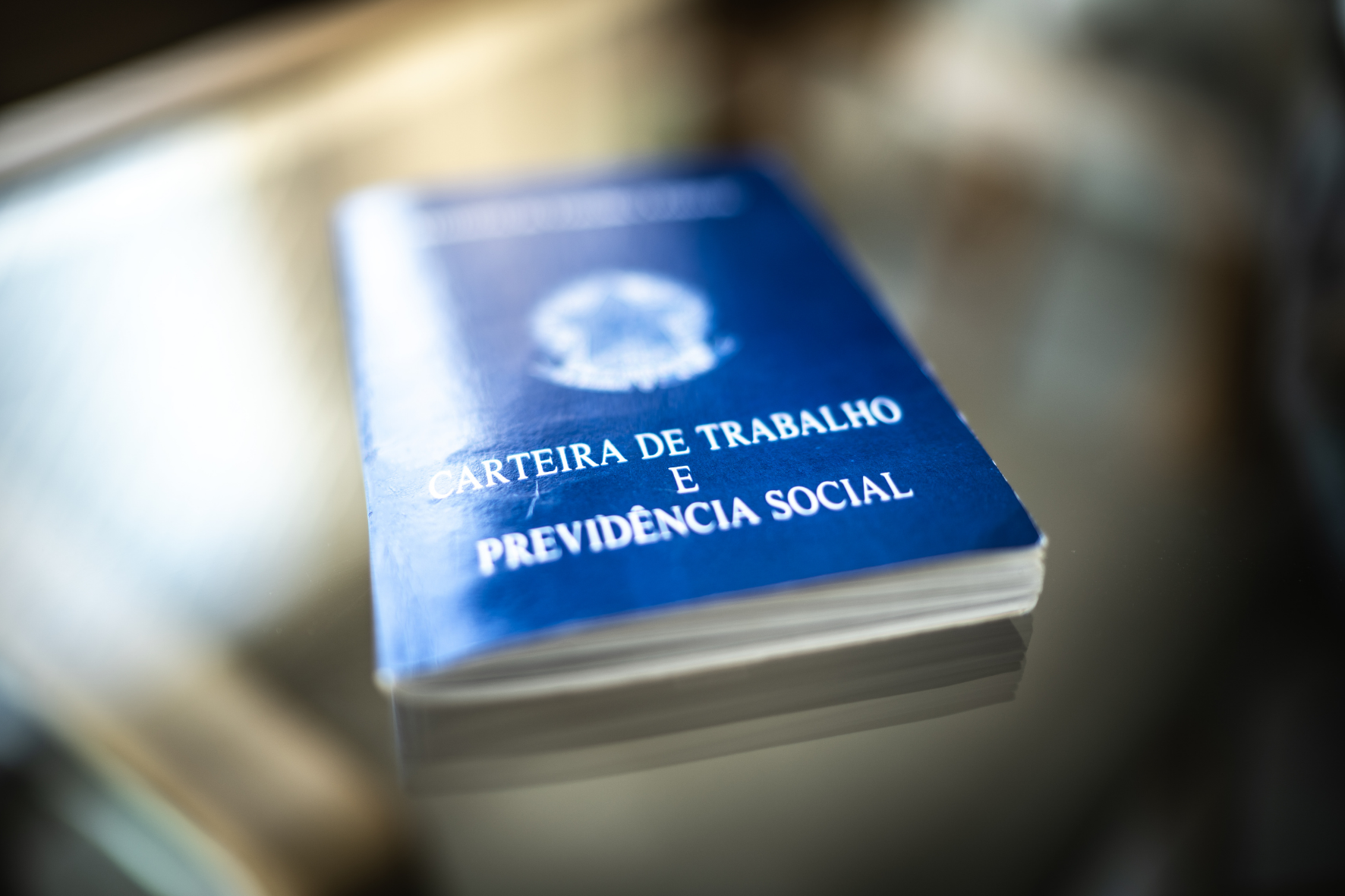 Desemprego no 2º trimestre é 5,4%, o menor já registrado no período